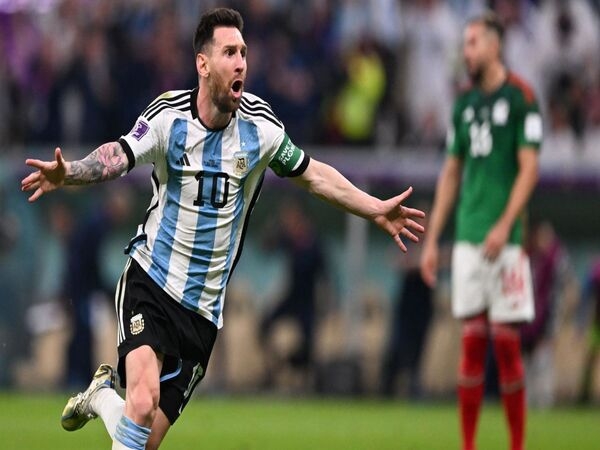 Messi có khả năng chuyền bóng và rê bóng siêu hạng