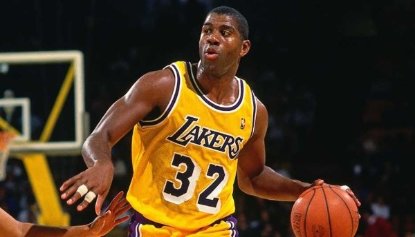 Magic Johnson được biết đến là một cầu thủ có tầm ảnh hưởng lớn