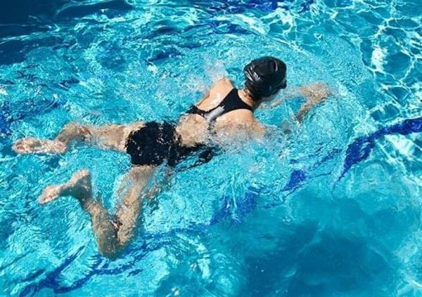 Bơi ếch (Breaststroke)