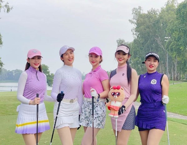 Quy định về trang phục chơi golf