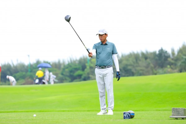 Single golf Nông Trung Hiếu