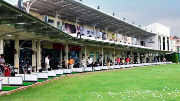 Đối với sân tập golf dành cho doanh nghiệp, cơ quan