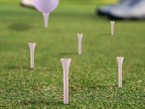 Tee golf kiểu kim tự tháp