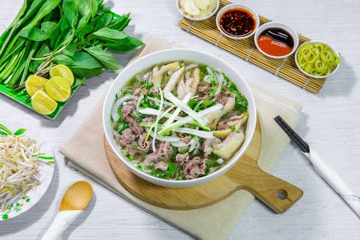 Phở và chế độ ăn giàu protein: Lợi ích và hạn chế