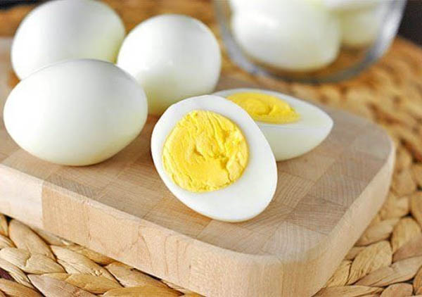 4 trứng gà bao nhiêu protein trong chế độ ăn kiêng?