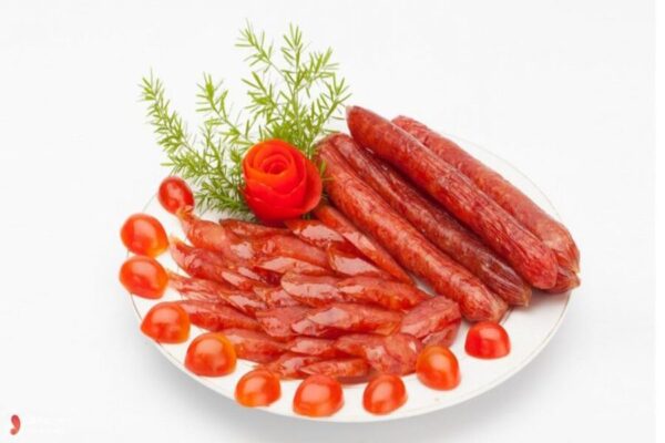 Lạp xưởng bao nhiêu Protein?